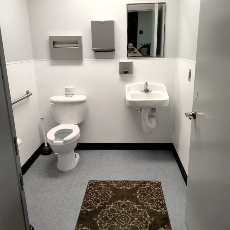 High Maintenance Cleaning work photo 3