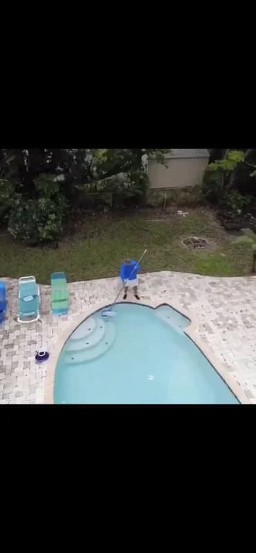 Tampa VIP Pool Services work photo 2